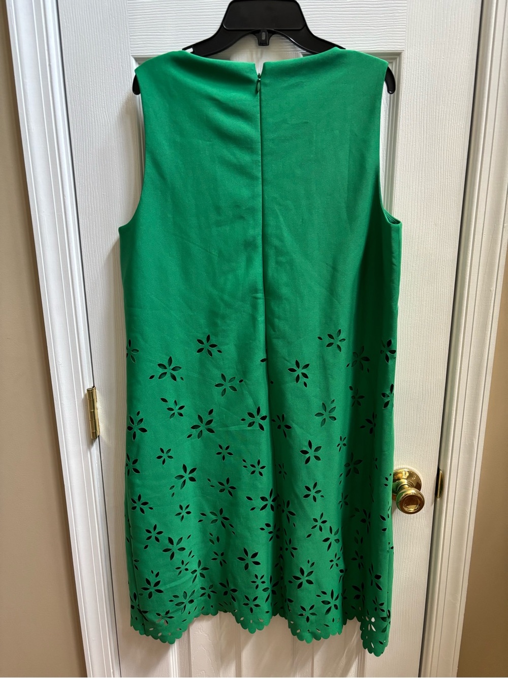 Anne Klein Floral-Cutout Sleeveless Shift Dress in Green, Size 12, NWT - SEE PIC - Picture 4 of 5